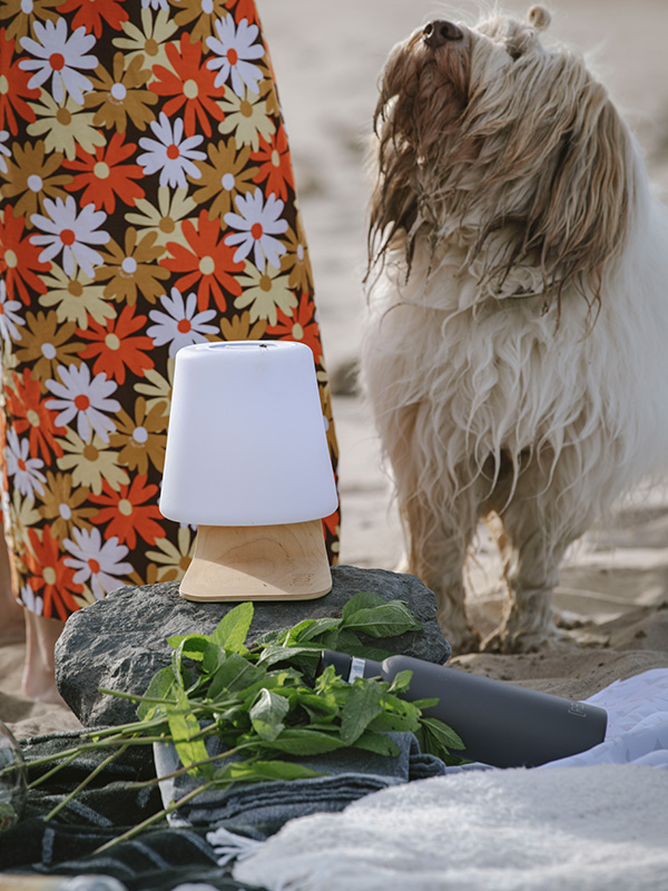 Geschenk für Muttertag Lautsprecher Lampe an Strand